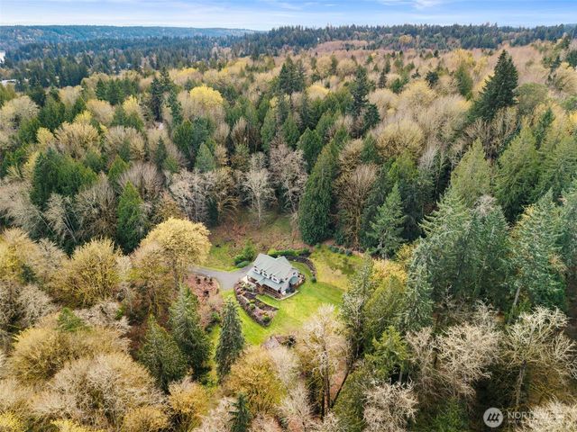 2701 NE Strand Road, Bremerton, WA 98311
