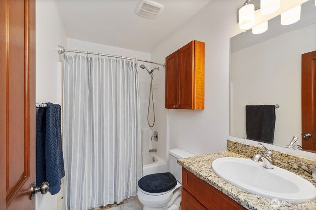 2701 NE Strand Road, Bremerton, WA 98311