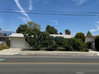 840 S Gilbert St, Hemet, CA 92543