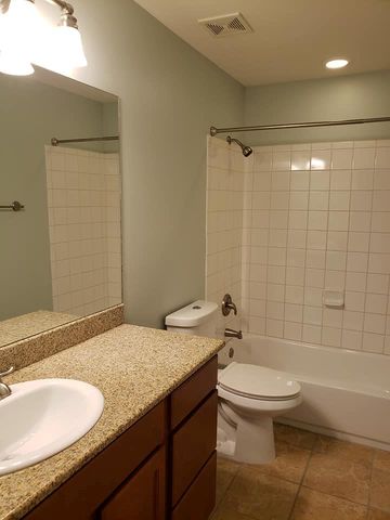 2002 Voltaire DR, Austin, TX 78752