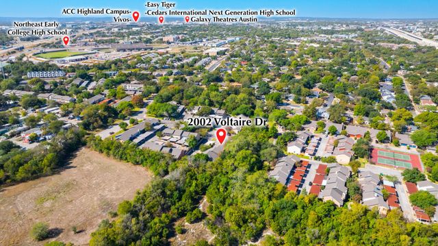 2002 Voltaire DR, Austin, TX 78752