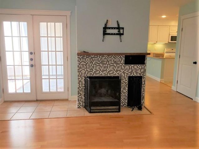 2002 Voltaire DR, Austin, TX 78752