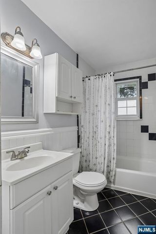 1279 Valley Road B, Wayne, NJ 07470