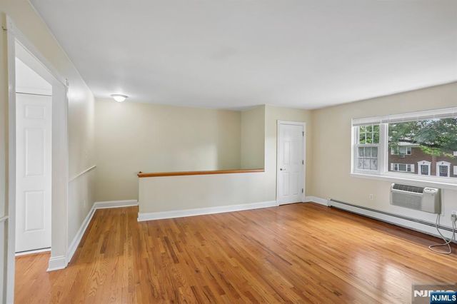 1279 Valley Road B, Wayne, NJ 07470