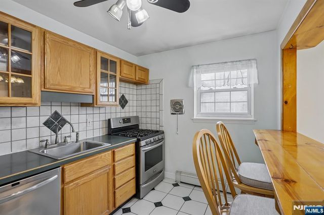 1279 Valley Road B, Wayne, NJ 07470