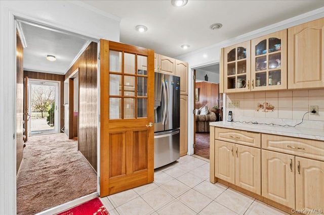 55 Harriet Avenue, Hempstead, NY 11550