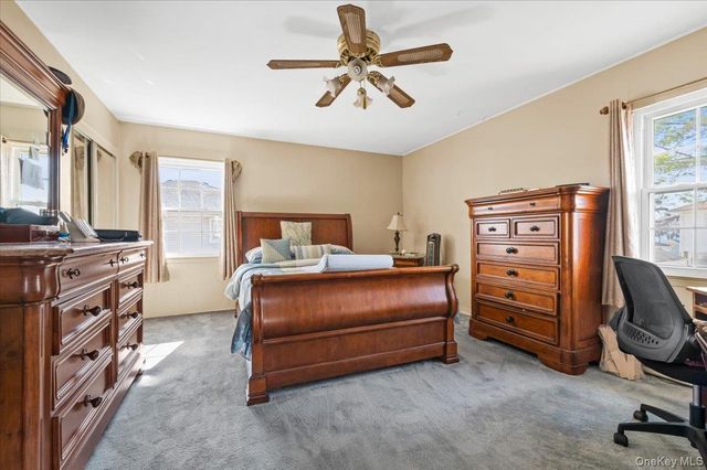 55 Harriet Avenue, Hempstead, NY 11550