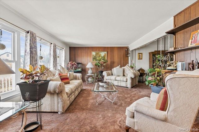 55 Harriet Avenue, Hempstead, NY 11550