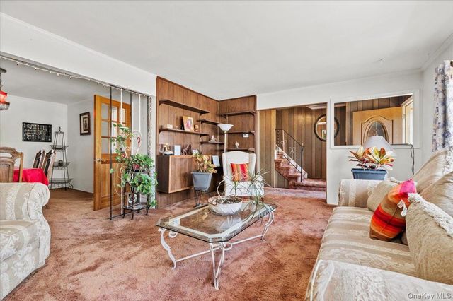 55 Harriet Avenue, Hempstead, NY 11550