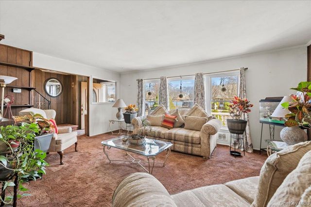 55 Harriet Avenue, Hempstead, NY 11550