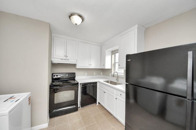 3914 Hoffman St Street C, Houston, TX 77026