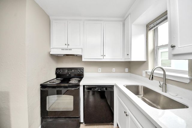 3914 Hoffman St Street C, Houston, TX 77026