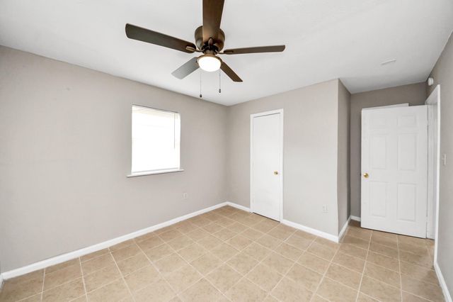3914 Hoffman St Street C, Houston, TX 77026