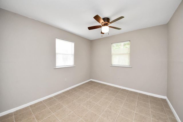 3914 Hoffman St Street C, Houston, TX 77026