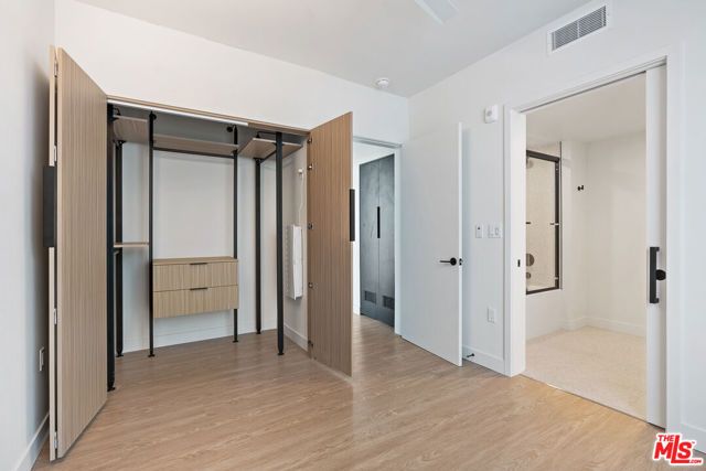 3667 Keystone Avenue 433, Los Angeles, CA 90034