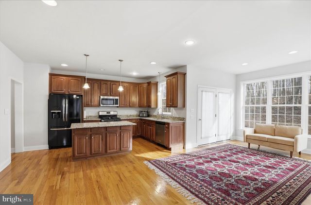 204 IRON VALLEY DR, Lebanon, PA 17042