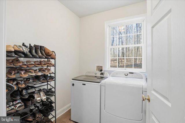 204 IRON VALLEY DR, Lebanon, PA 17042