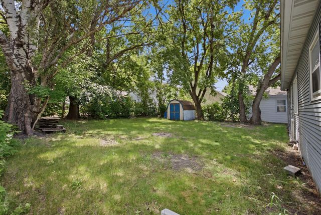 708 19th Street N, Moorhead, MN 56560