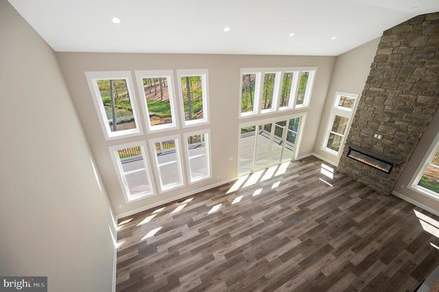 SUNSET LOOP, Mineral, VA 23117