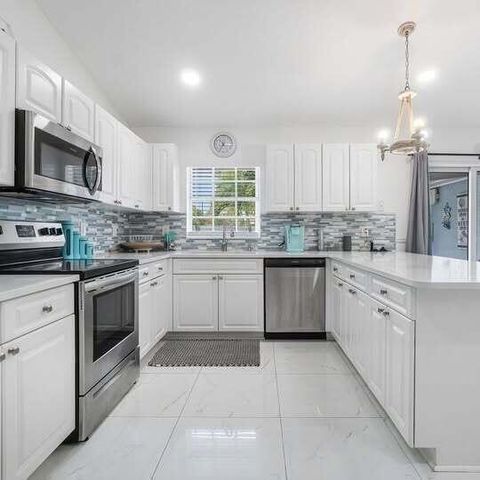 1906 N N A St Street, Lake Worth Beach, FL 33460