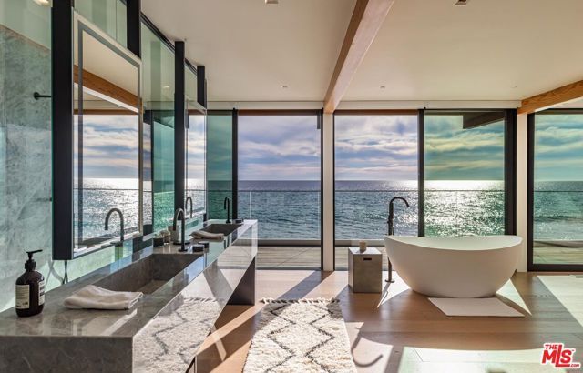 24548 Malibu Road, Malibu, CA 90265