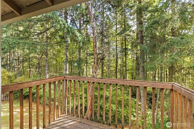 261 NE Jolly Roger Lane, Belfair, WA 98528