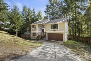 261 NE Jolly Roger Lane, Belfair, WA 98528