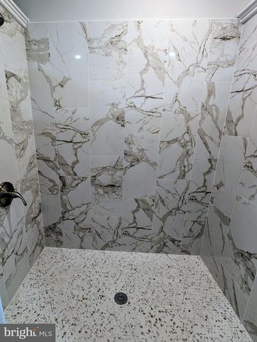 5 DENBIGH LN, Coatesville, PA 19320