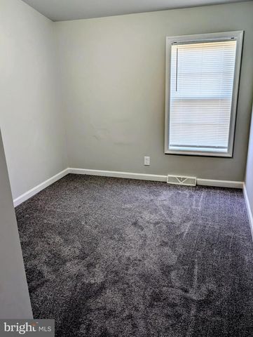 5 DENBIGH LN, Coatesville, PA 19320