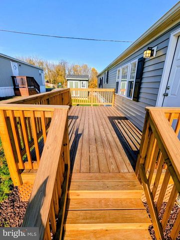 5 DENBIGH LN, Coatesville, PA 19320