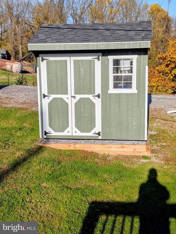 5 DENBIGH LN, Coatesville, PA 19320