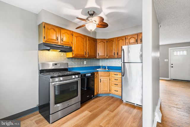 621 BEECH AVE, Glenolden, PA 19036