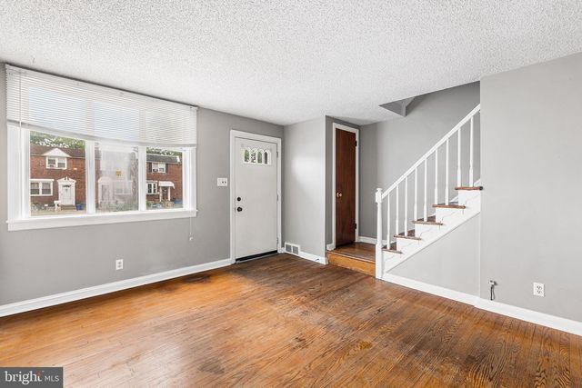 621 BEECH AVE, Glenolden, PA 19036