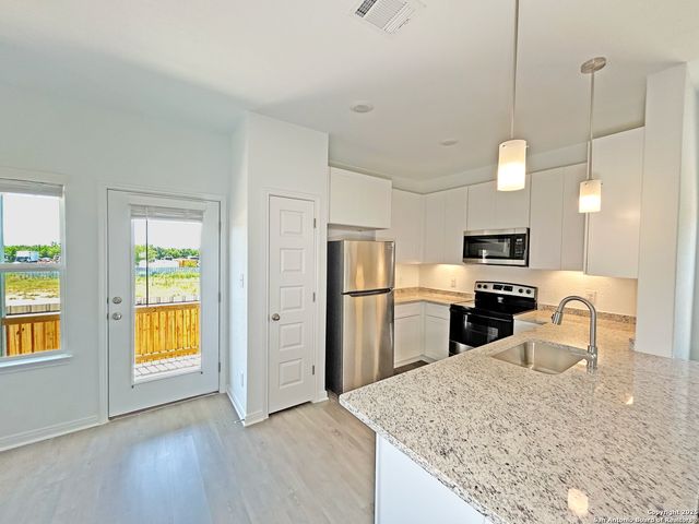 6014 Shashi Place, San Antonio, TX 78244