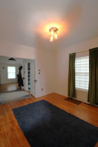 111 Manor Avenue, Fox Lake, IL 60020