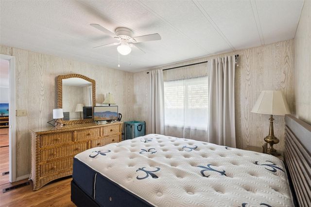 20 HAWAIIAN WAY, Leesburg, FL 34788