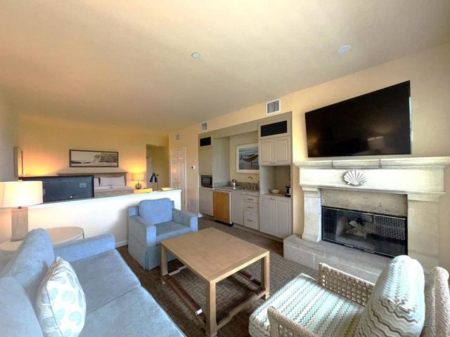 4100 Cabrillo Highway 104, Half Moon Bay, CA 94019