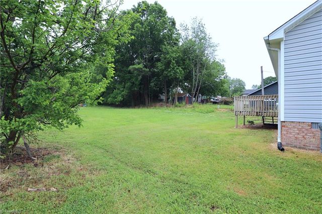 1324 Whitsett Street, Burlington, NC 27215