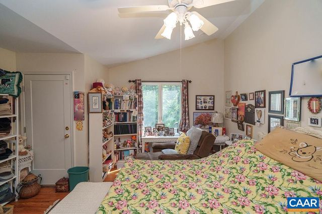 2220 RIDGEWAY LN, Charlottesville, VA 22911