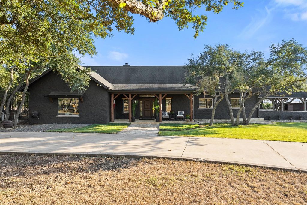 220 Fawn Meadow DR, Dripping Springs, TX 78620