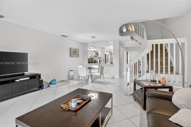 10691 NW 14th St 257, Plantation, FL 33322