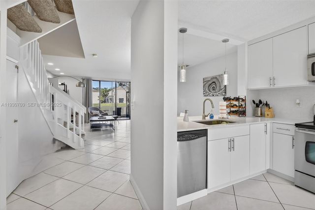 10691 NW 14th St 257, Plantation, FL 33322