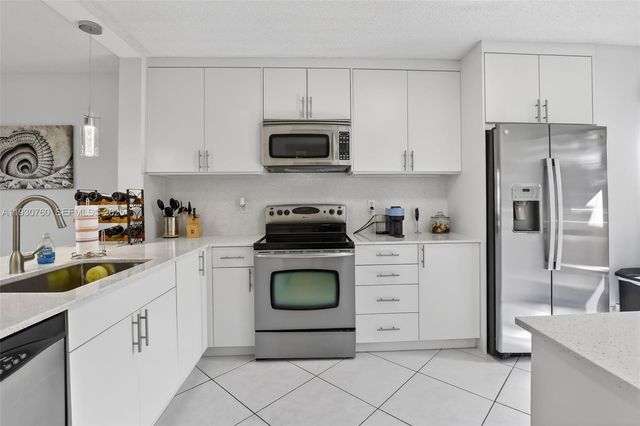 10691 NW 14th St 257, Plantation, FL 33322