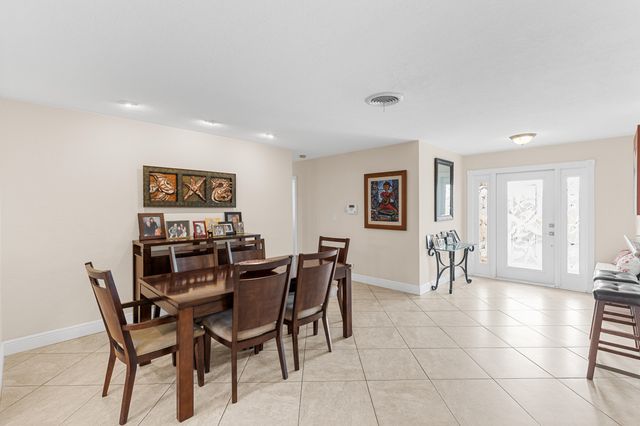 5581 SW 13th Street, Plantation, FL 33317