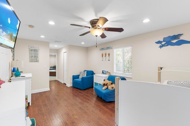 5581 SW 13th Street, Plantation, FL 33317