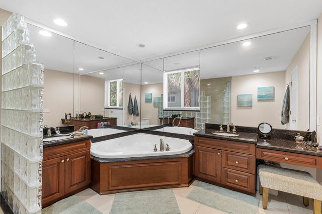 5581 SW 13th Street, Plantation, FL 33317