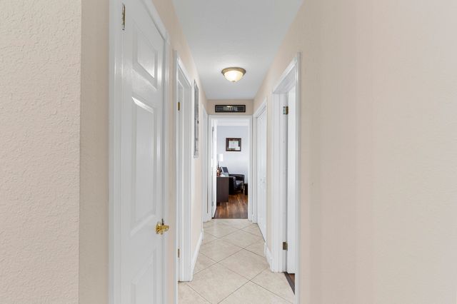 5581 SW 13th Street, Plantation, FL 33317