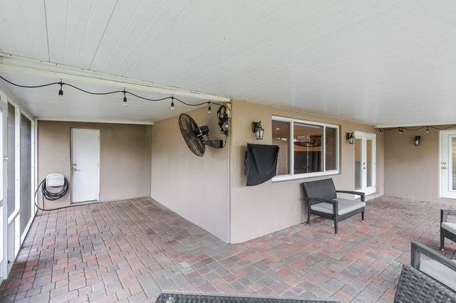 5581 SW 13th Street, Plantation, FL 33317