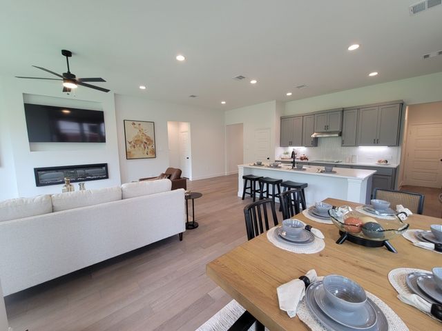 4428 Aralia Street, Fort Worth, TX 76036