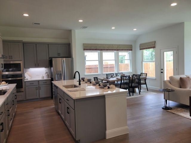 4428 Aralia Street, Fort Worth, TX 76036